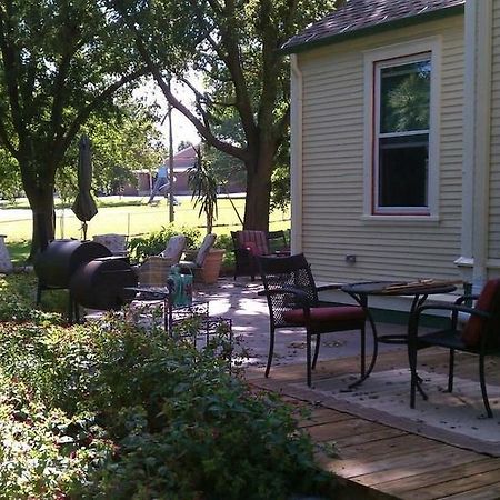 The Pryor House Hotel Shelby Exterior photo